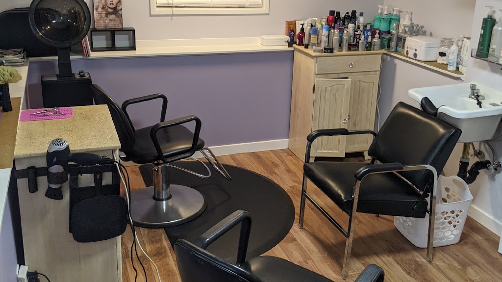 Megans Hairstyling | Hair Salon, 1127 Reynolds Rd, Victoria, BC V8P 2K5, Canada | Phone: (250) 580-7864