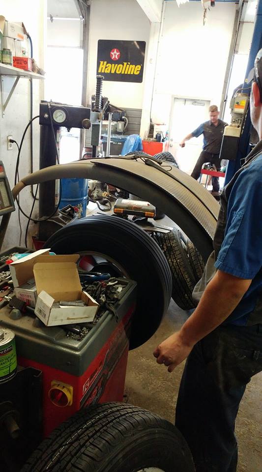 Distinct Auto Care Inc | 179 Norpark Ave #17, Mount Forest, ON N0G 2L0, Canada | Phone: (519) 323-1114