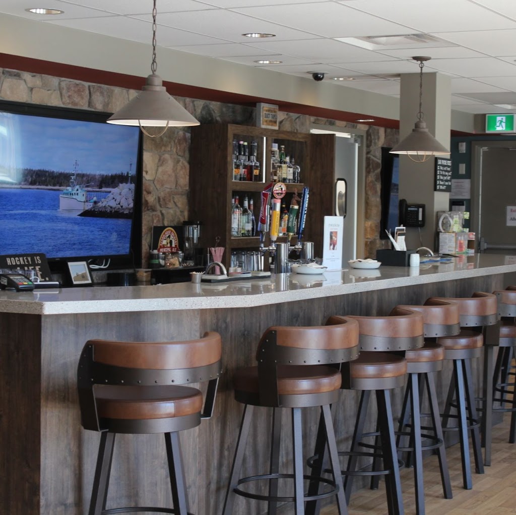 Snappers Bar & Grill | 6202 HWY 354, Kennetcook, NS B0N 1P0, Canada | Phone: (902) 362-2500
