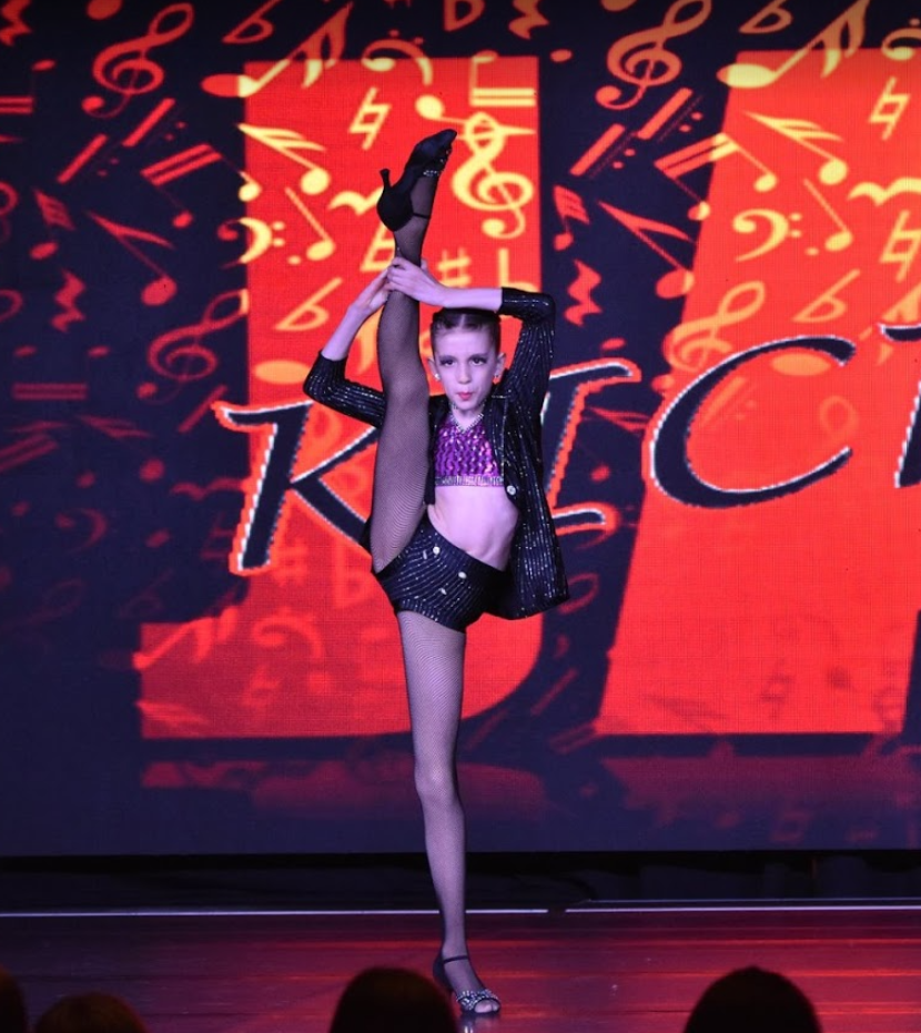 Across The Floor Dance Centre | 2380 Royal Windsor Dr, Mississauga, ON L5J 1K7, Canada | Phone: (416) 522-0856