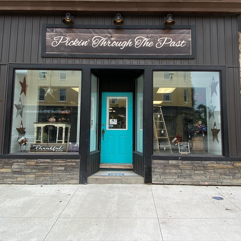 Pickin’ Through The Past | 4008 Dundas St, London, ON N5V 5C6, Canada | Phone: (226) 927-3878