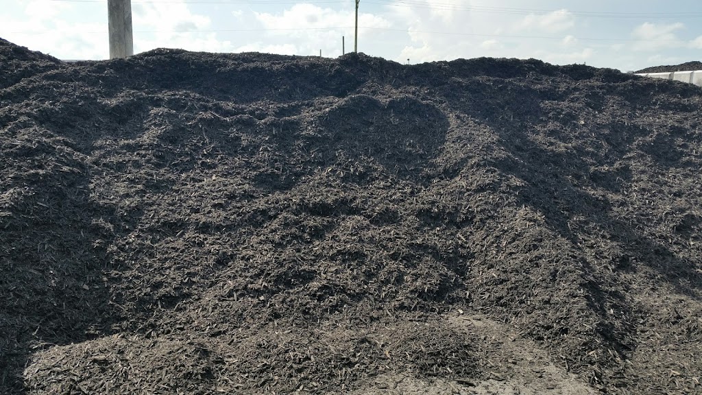 Mulch2Go | 11-A Penner Dr, Blumenort, MB R0A 0C0, Canada | Phone: (204) 326-8899