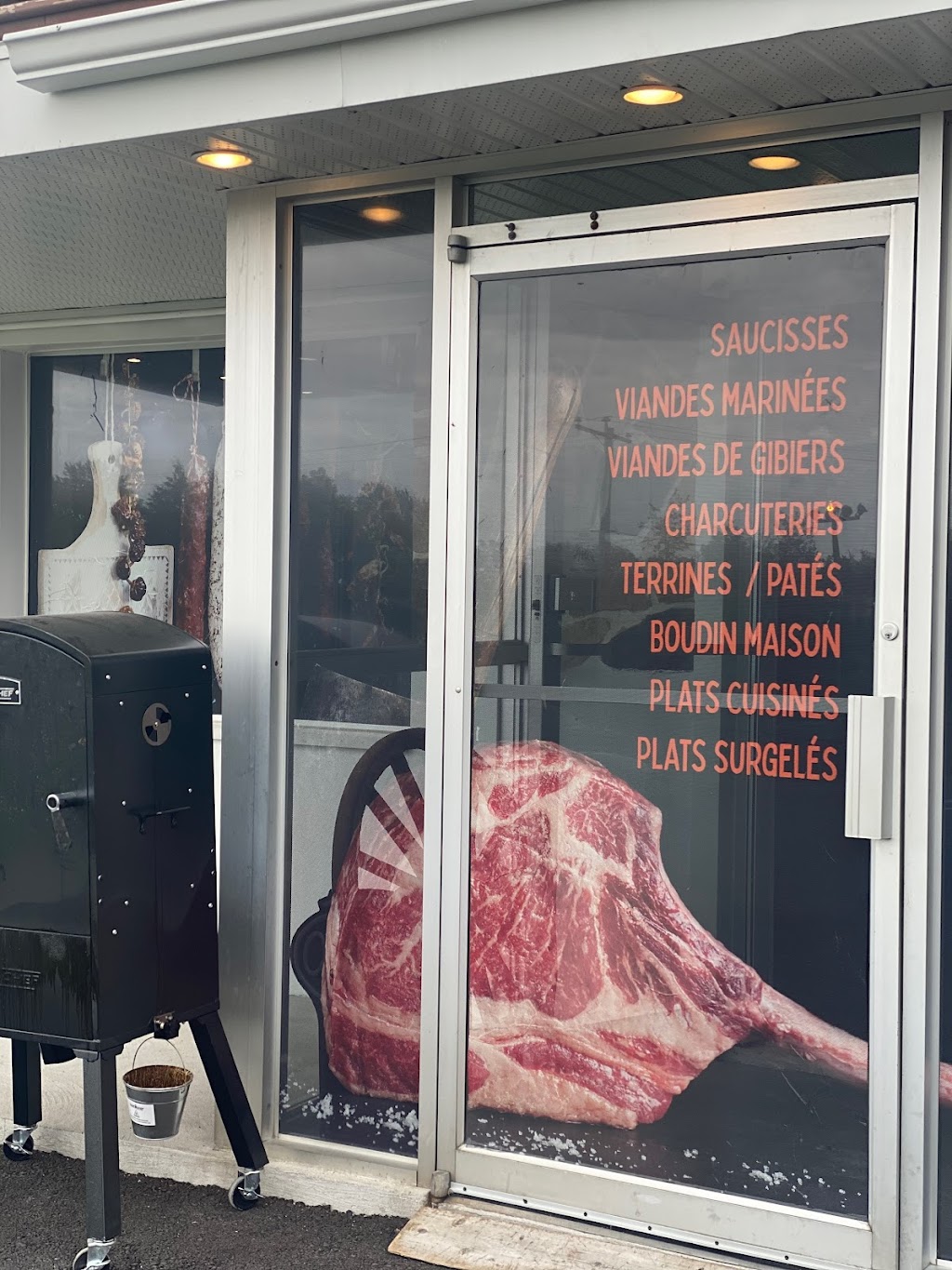 Boucherie Barbuck | 213 2e Avenue B, Lac-Etchemin, QC G0R 1S0, Canada | Phone: (418) 580-1669