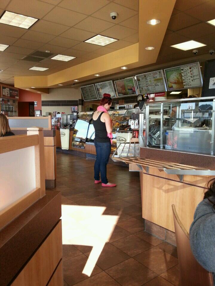 Tim Hortons | 801 Boulevard Laurier, McMasterville, QC J3G 0K5, Canada | Phone: (450) 446-6882