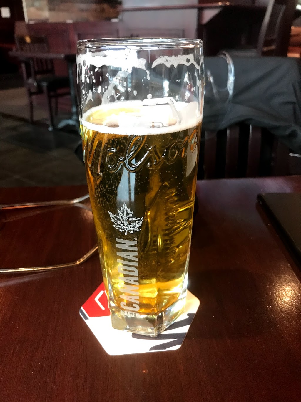 Admiral Pub | 4125 Hastings St, Burnaby, BC V5C 2J3, Canada | Phone: (604) 298-7158