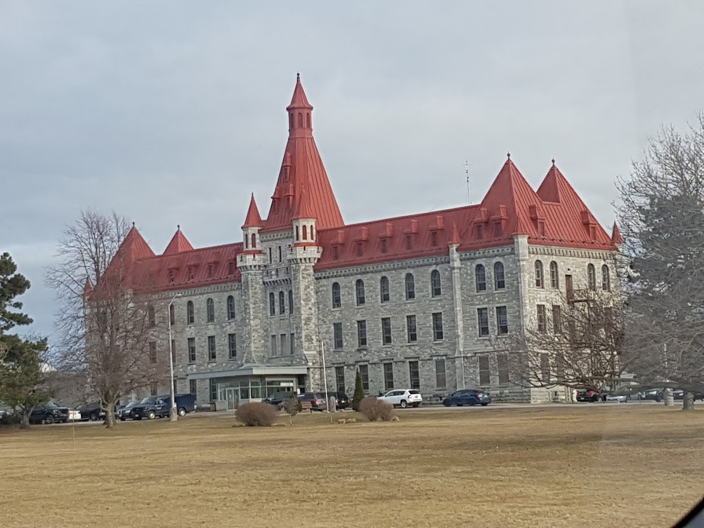 Collins Bay Institution | 1455 Bath Rd, Kingston, ON K7L 4V9, Canada | Phone: (613) 545-8598