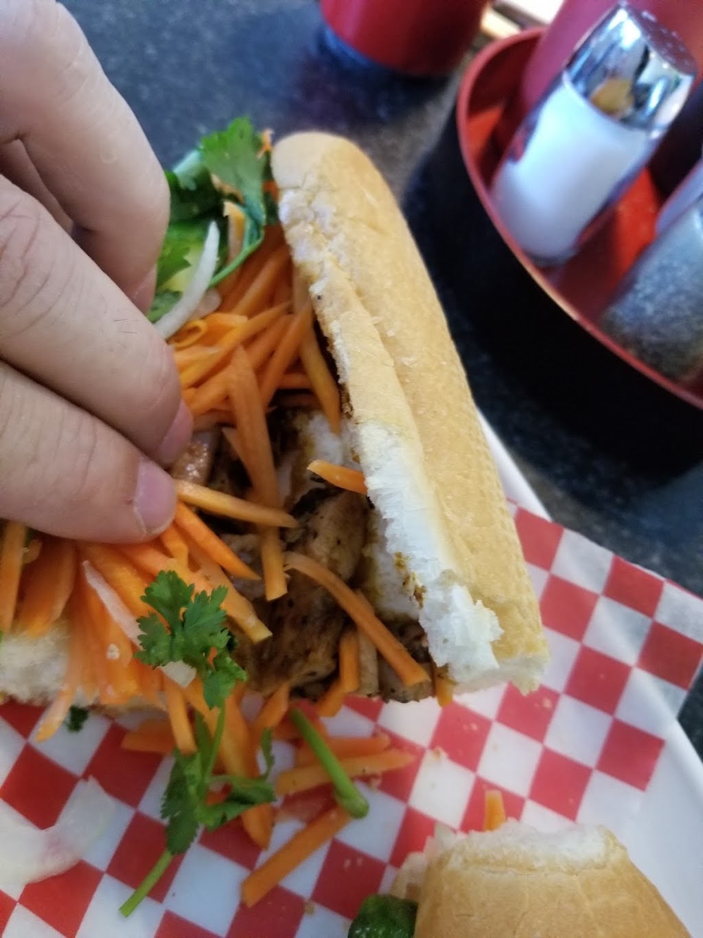 Ha Tien Restaurant | 11225 30 St SW, Calgary, AB T2W 4N5, Canada | Phone: (403) 453-1515
