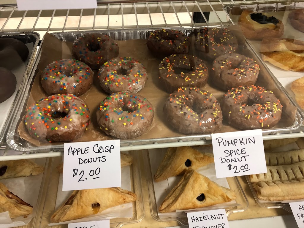 Lighthouse Cafe | 2410 Pointe Tremble Rd, Clay Township, MI 48001, USA | Phone: (810) 671-2145