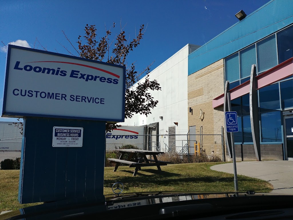 Loomis Express 10918 184 St NW, Edmonton, AB T5S 2N9, Canada