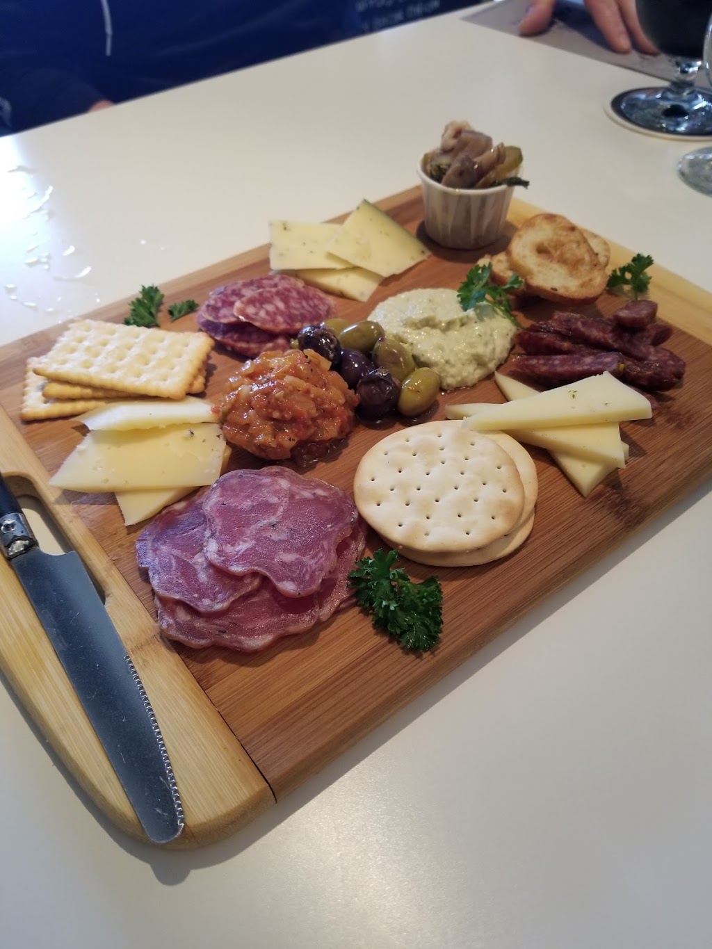 Kame & Kettle Beer Works | 25 Pelham Town Square, Fonthill, ON L0S 1E0, Canada | Phone: (289) 273-2550