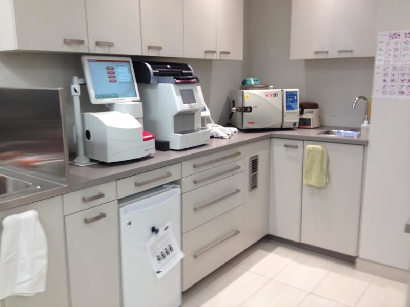 Clinique Vétérinaire Bellefeuille | 1082 Boulevard Roland-Godard, Saint-Jérôme, QC J7Y 4C6, Canada | Phone: (450) 565-0751