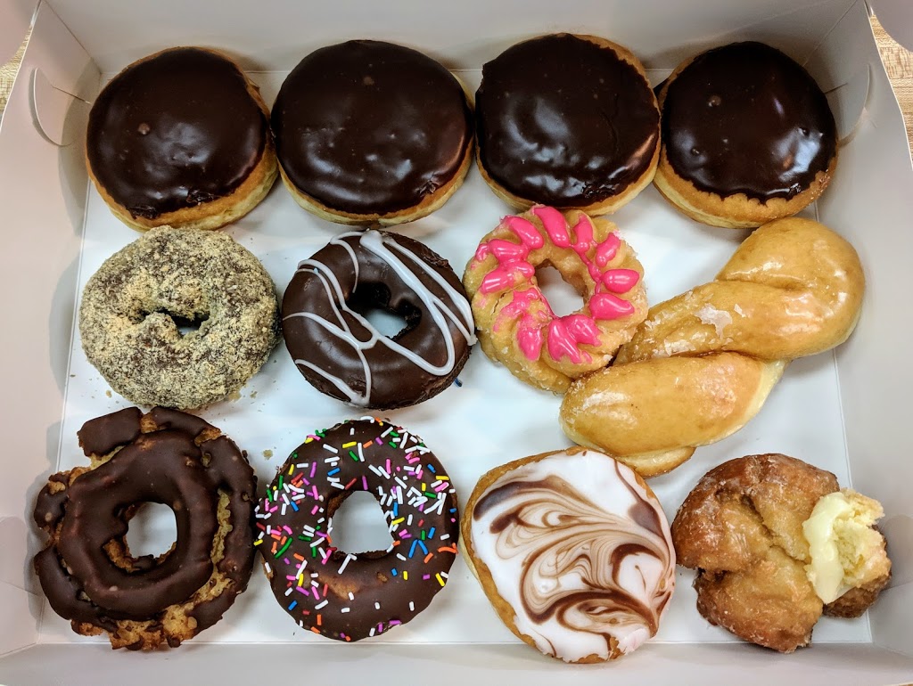 Duffins Donuts | 1391 E 41st Ave, Vancouver, BC V5W 3R9, Canada | Phone: (604) 325-5544