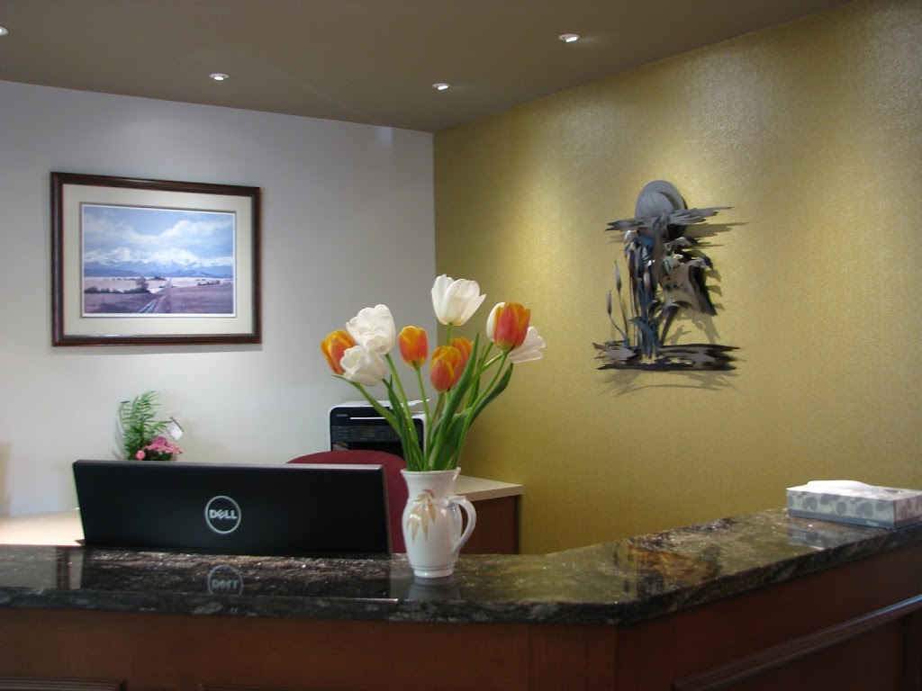 Royal Denture Clinic | 3630 Brentwood Rd NW #313A, Calgary, AB T2L 1K8, Canada | Phone: (403) 338-1014