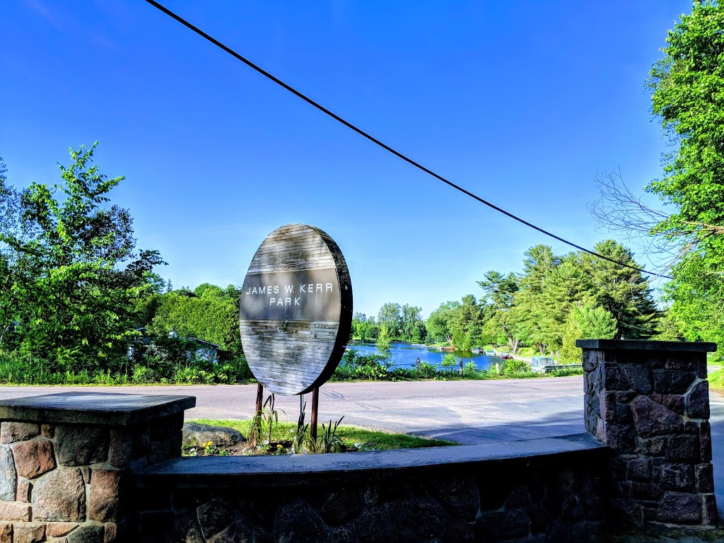 Kerr Park | 130 Beaumont Dr, Bracebridge, ON P1L 1X2, Canada | Phone: (705) 645-3037