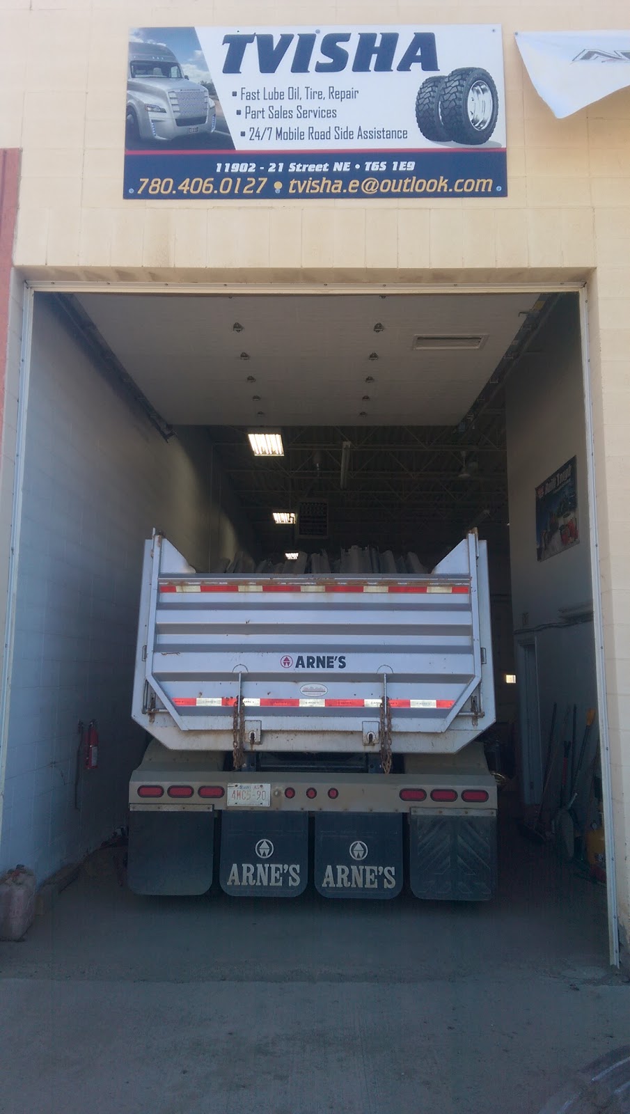 Tvisha Truck & Trailer Repair | 11902 21 St NE, Edmonton, AB T6S 1E9, Canada | Phone: (780) 701-8100