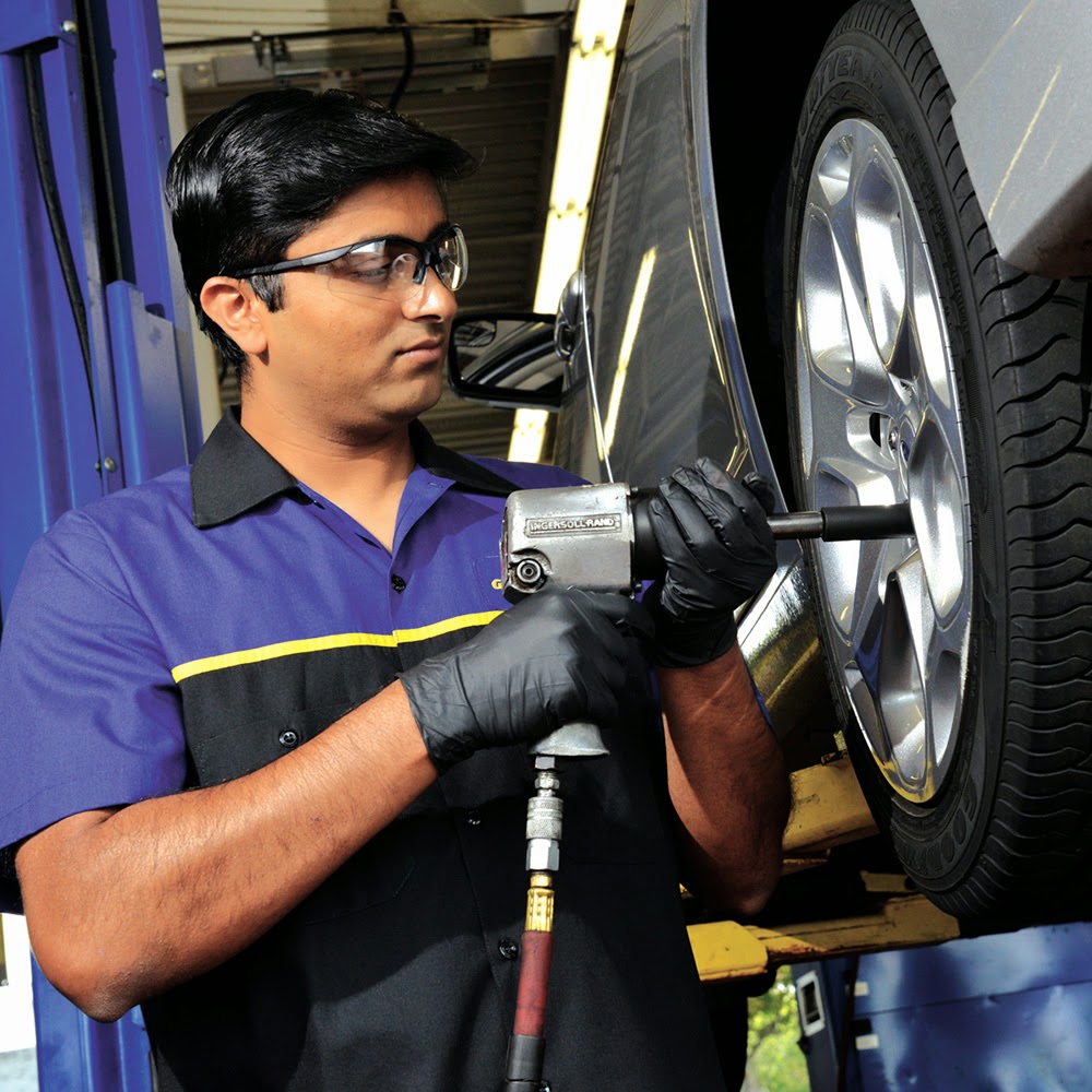 Coast Tire & Auto Service Ltd | 20 McClures Mills Rd, Truro, NS B2N 7A1, Canada | Phone: (902) 897-1200