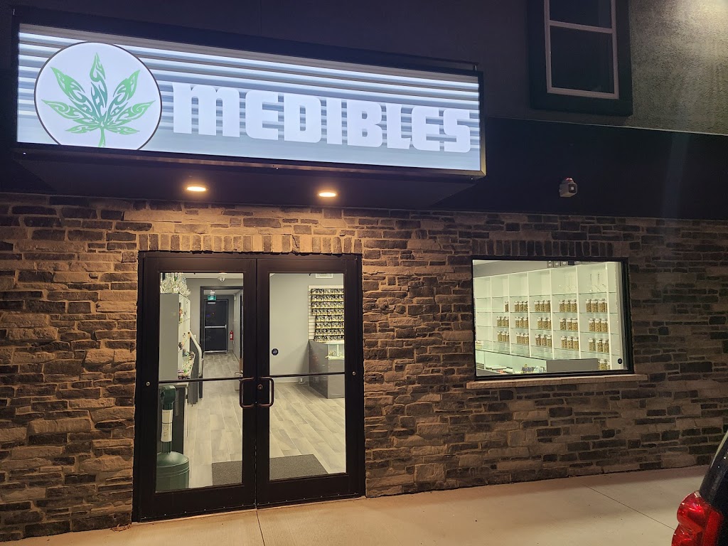 Mohawk Medibles Shannonville | 5285 Old Highway 2, Shannonville, ON K0K 3A0, Canada | Phone: (833) 633-4253