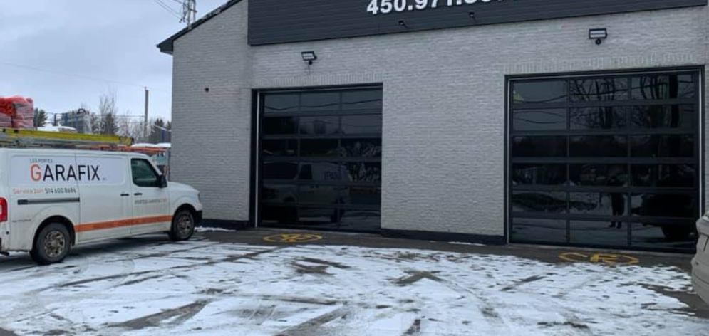 Les Portes Garafix inc | 8950 Bd de la Grande-Allée, Mirabel, QC Suite#113, Canada | Phone: (514) 600-8686