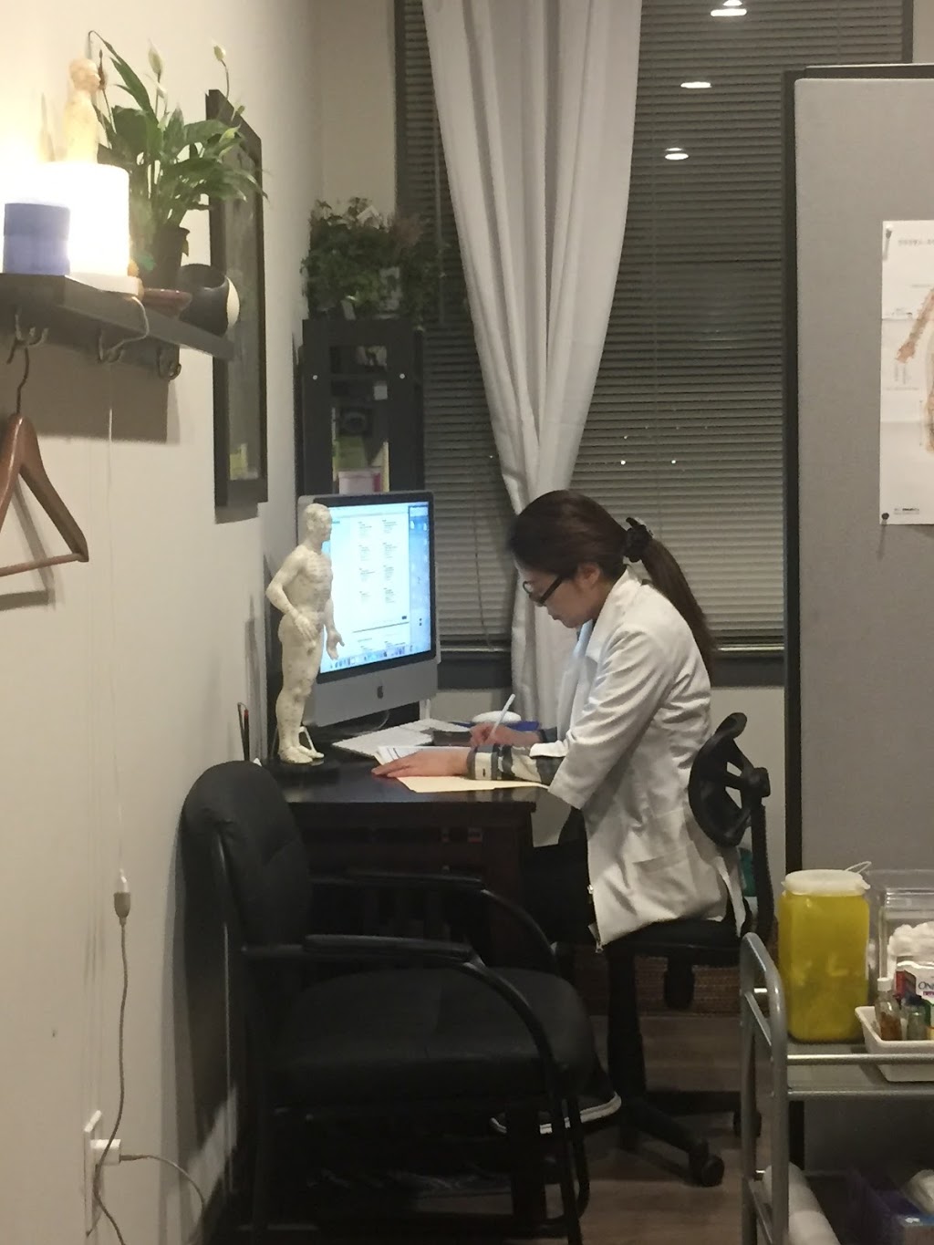 Victoria Kim Health & Wellness | 552 Columbia St, New Westminster, BC V3L 1B1, Canada | Phone: (778) 681-3574
