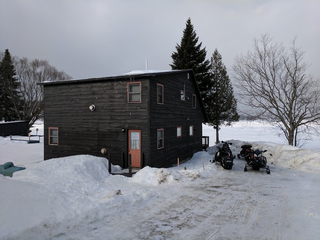 North Country Lodge & Cabins | 145 Beach Rd, Pittsburg, NH 03592, USA | Phone: (603) 538-6521