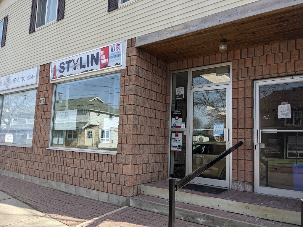Stylin in the Point | 915 Lake Dr E, Jacksons Point, ON L0E 1L0, Canada | Phone: (289) 803-7734