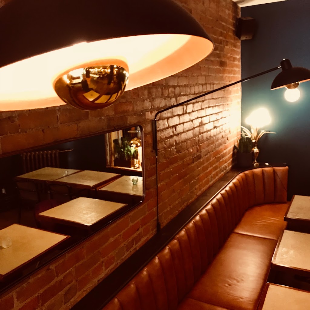 Bar Tapas Taza Flores | 5375 Av du Parc, Montréal, QC H2V 4G9, Canada | Phone: (514) 274-5516