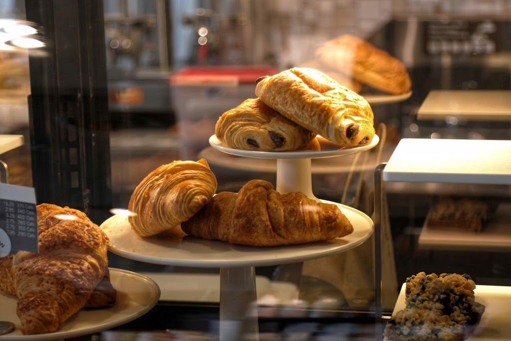 Starbucks | 3665 Kingsway #190, Vancouver, BC V5R 5W2, Canada | Phone: (604) 431-7535