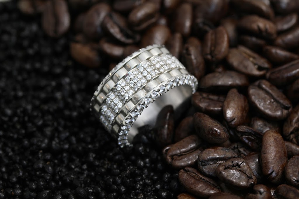 Gem Jewellers Custom Designs | 40750 Tantalus Rd, Squamish, BC V8B 0L4, Canada | Phone: (604) 892-3002