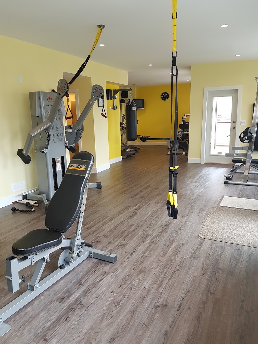 Flexion Fitness Studios | 21673 47a Ave, Langley City, BC V3A 8S2, Canada | Phone: (604) 996-5644