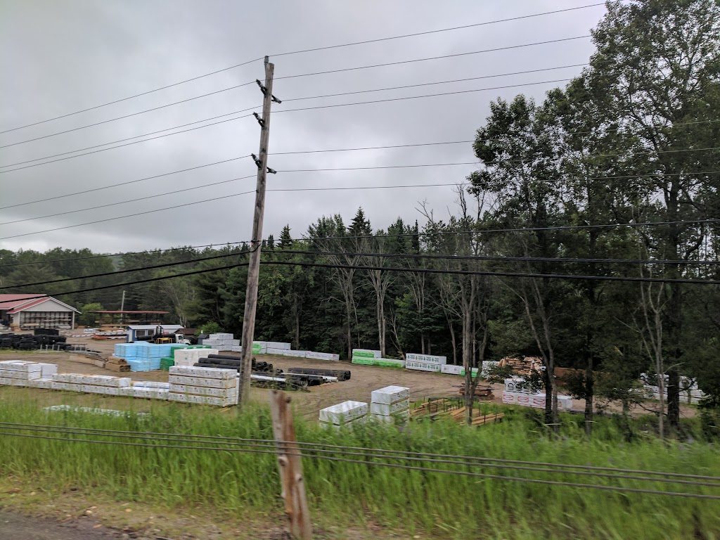 Cottage Docks | 412 Mill St, Bancroft, ON K0L 1C0, Canada | Phone: (877) 565-0551