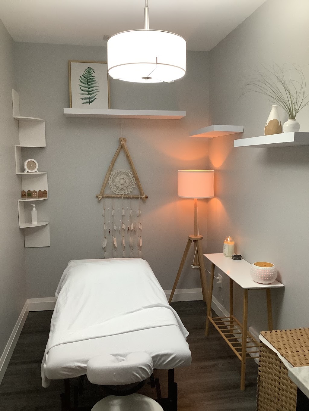 Carlee Kather, RMT / Willow & Pine Wellness Studio | 2022 Main St N, Jarvis, ON N0A 1J0, Canada | Phone: (647) 880-1232