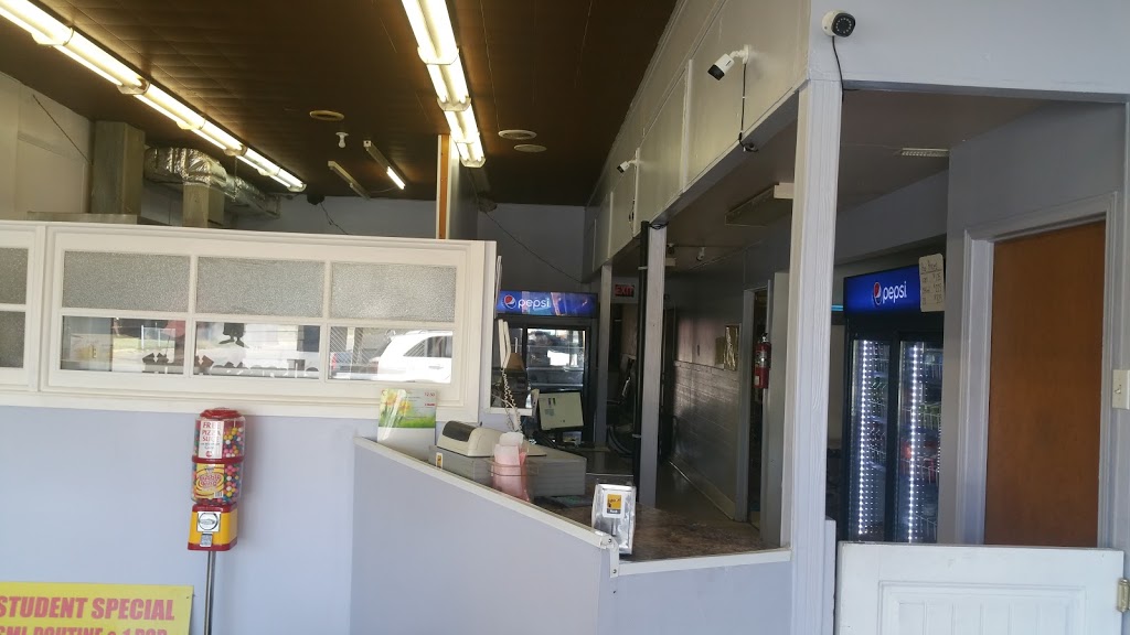 Mr. Mozzarella Pizza and Wings | 25 Plaza Dr, Iroquois, ON K0E 1K0, Canada | Phone: (613) 652-4666