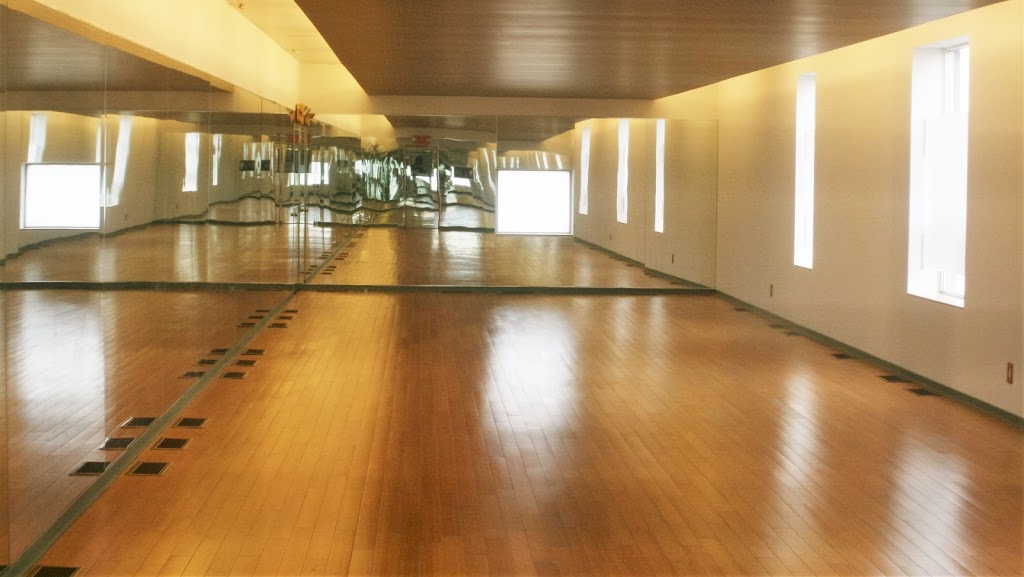 Bikram Yoga Red Tree | 12 Drummond St, Etobicoke, ON M8V 1Y8, Canada | Phone: (416) 503-9991
