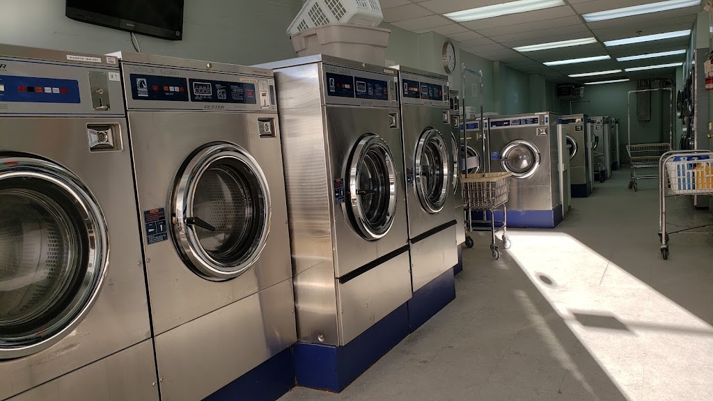 Garden City Coin Laundry | 8040 Garden City Rd, Richmond, BC V6Y 2N9, Canada | Phone: (604) 244-1120