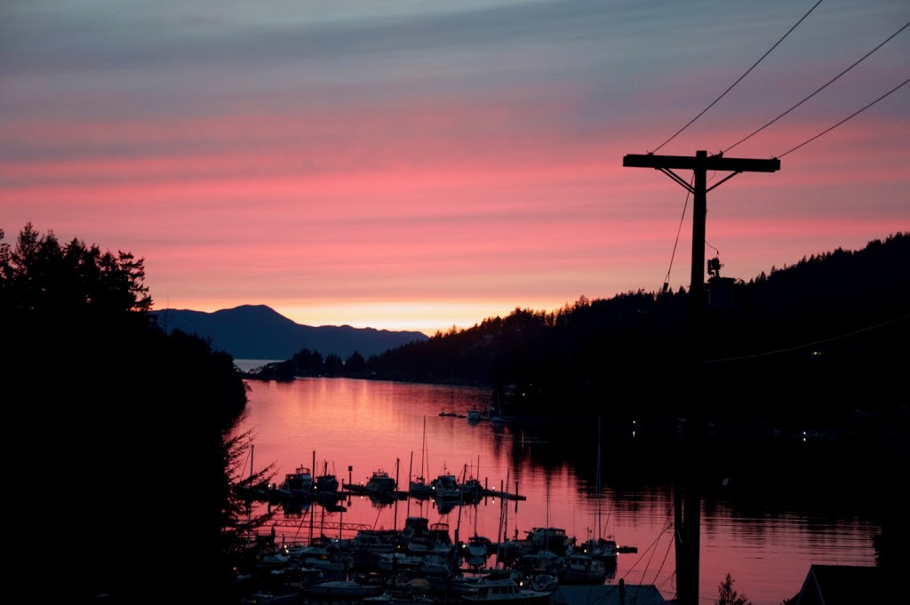 Enchanter Oceanview Suites | 13031 Narrows Rd, Madeira Park, BC V0N 2H1, Canada | Phone: (866) 340-0514