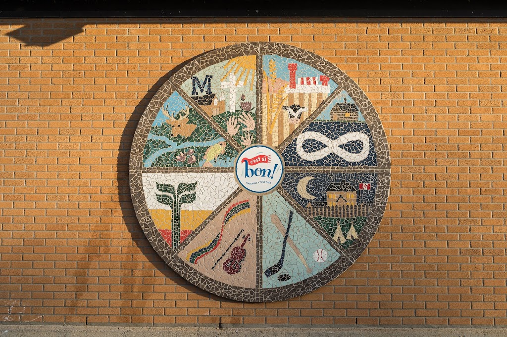 Division scolaire franco-manitobaine | 1263 Dawson Rd, Lorette, MB R5K 0S1, Canada | Phone: (204) 878-9399