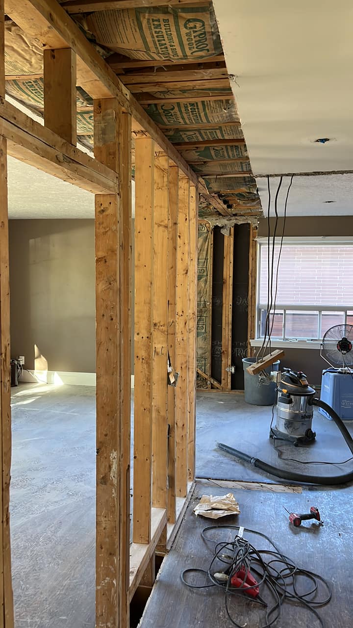 Rockland Renovations | 28 Mills Cir, Midhurst, ON L9X 0J7, Canada | Phone: (705) 794-3939