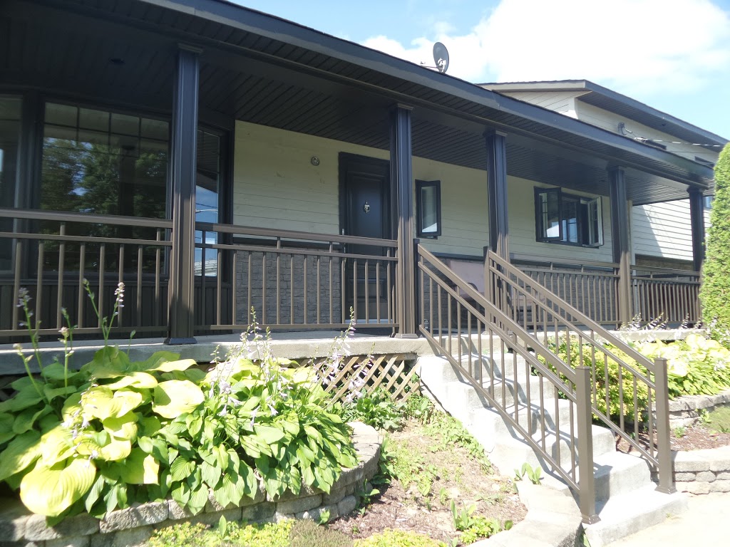 Barbe Aluminium 3114 Chemin d'Oka, SainteMarthesurleLac, QC J0N