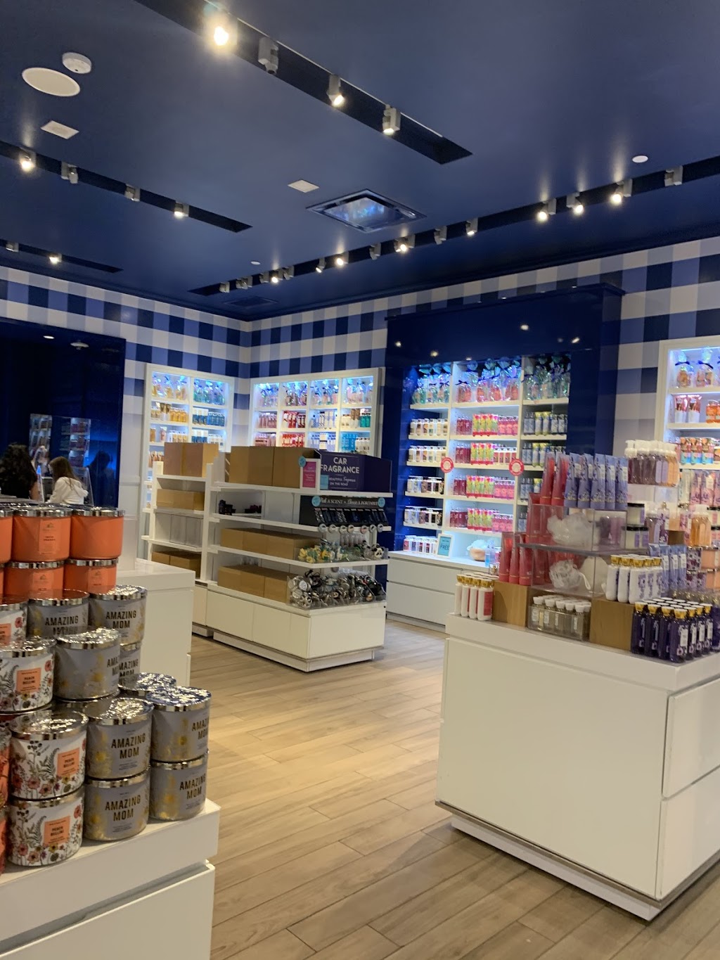 Bath Body Works 1 Bass Pro Mills Dr Concord On L4k 5w4 Canada Bath Body Works 1 Bass Pro Mills Dr Concord On L4k 5w4 Canada