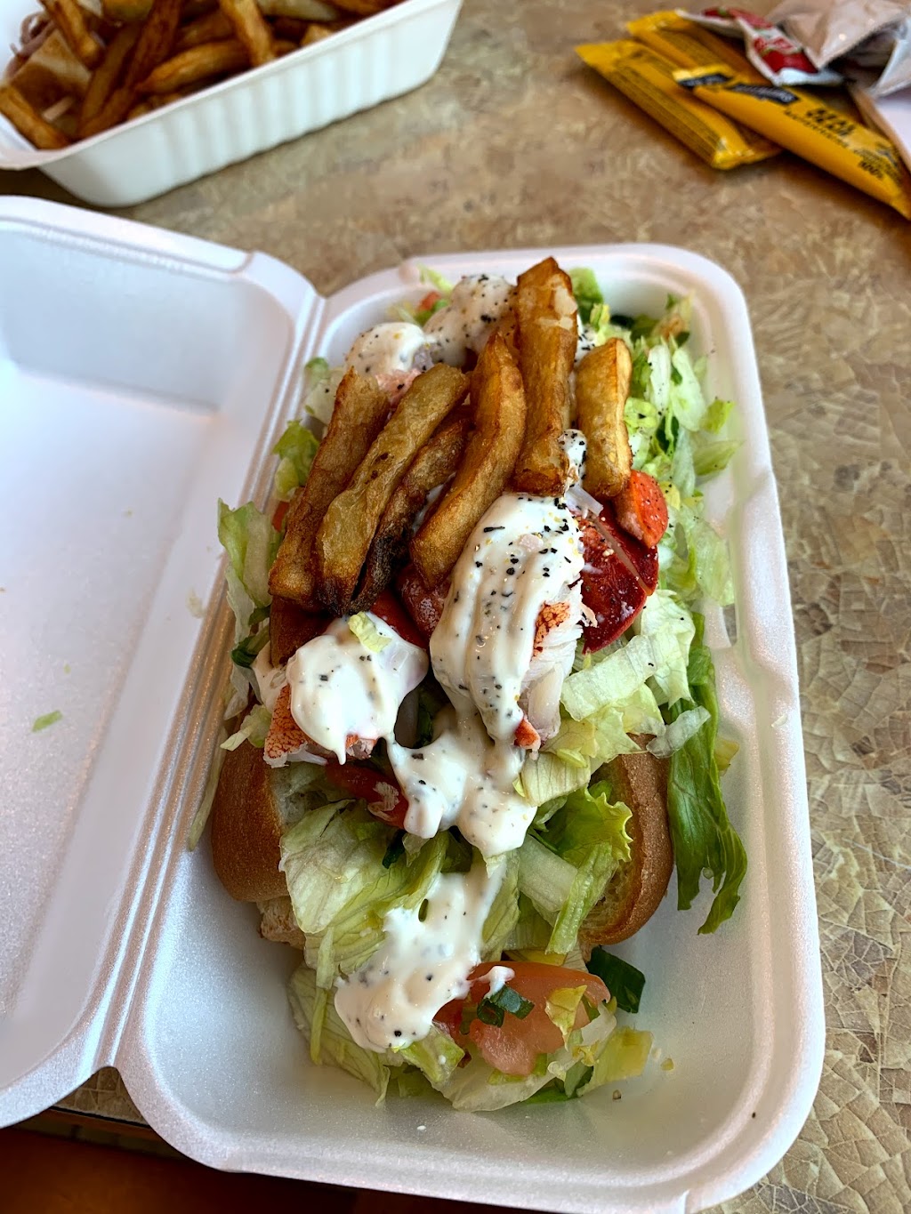 Cantine DAmours | 66 Rue Notre Dame E, Trois-Pistoles, QC G0L 4K0, Canada | Phone: (418) 851-3337