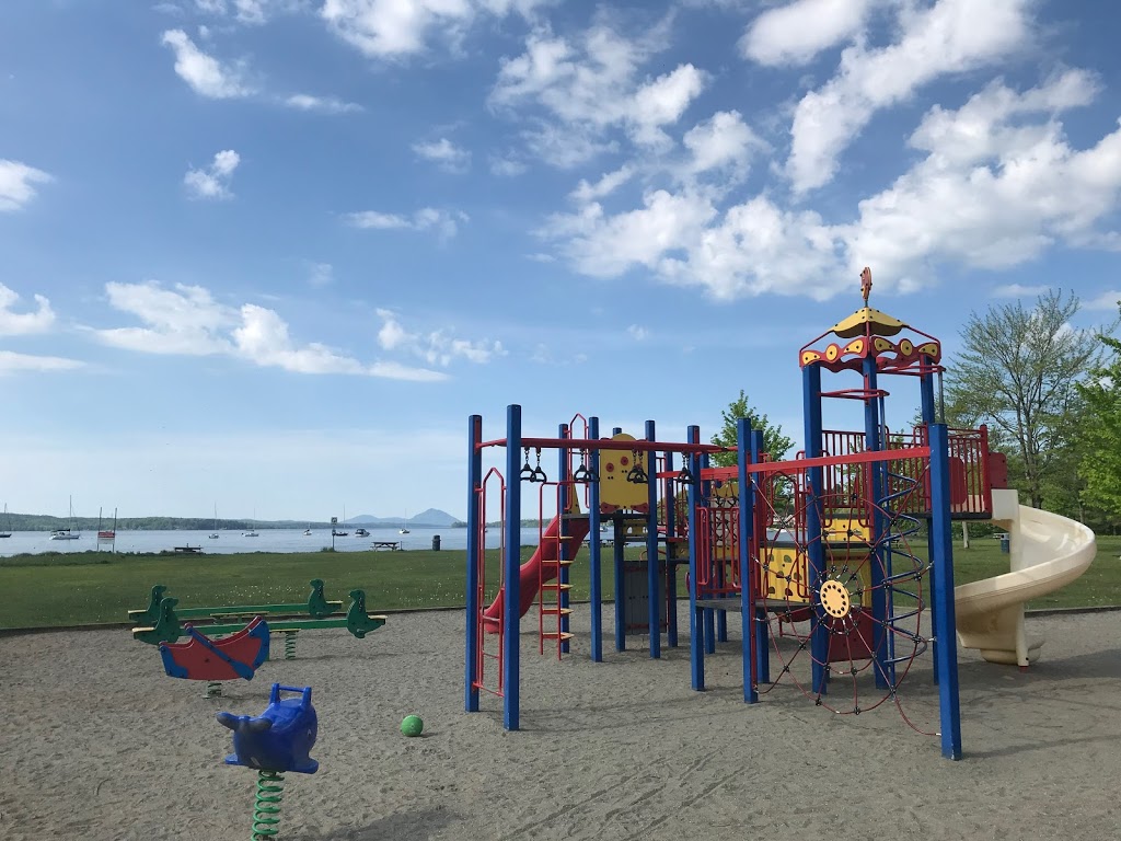 Parc de la Plage des Cantons | Magog, QC J0B, Canada | Phone: (819) 843-3286