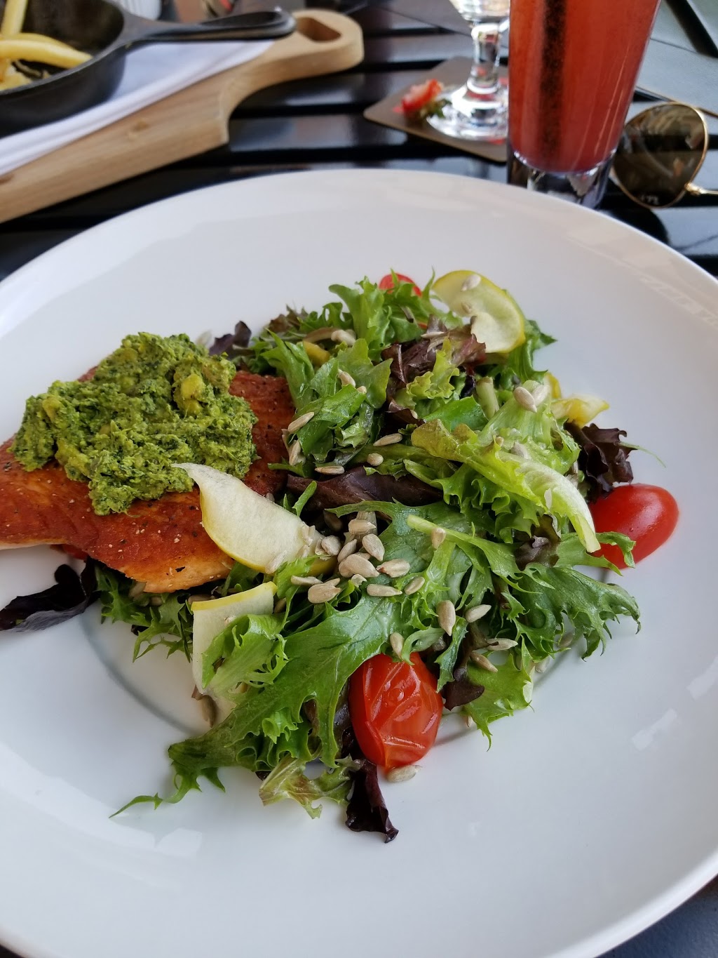 The Selkirk Grille | 1900 Heritage Dr SW, Calgary, AB T2V 1R1, Canada | Phone: (403) 268-8607