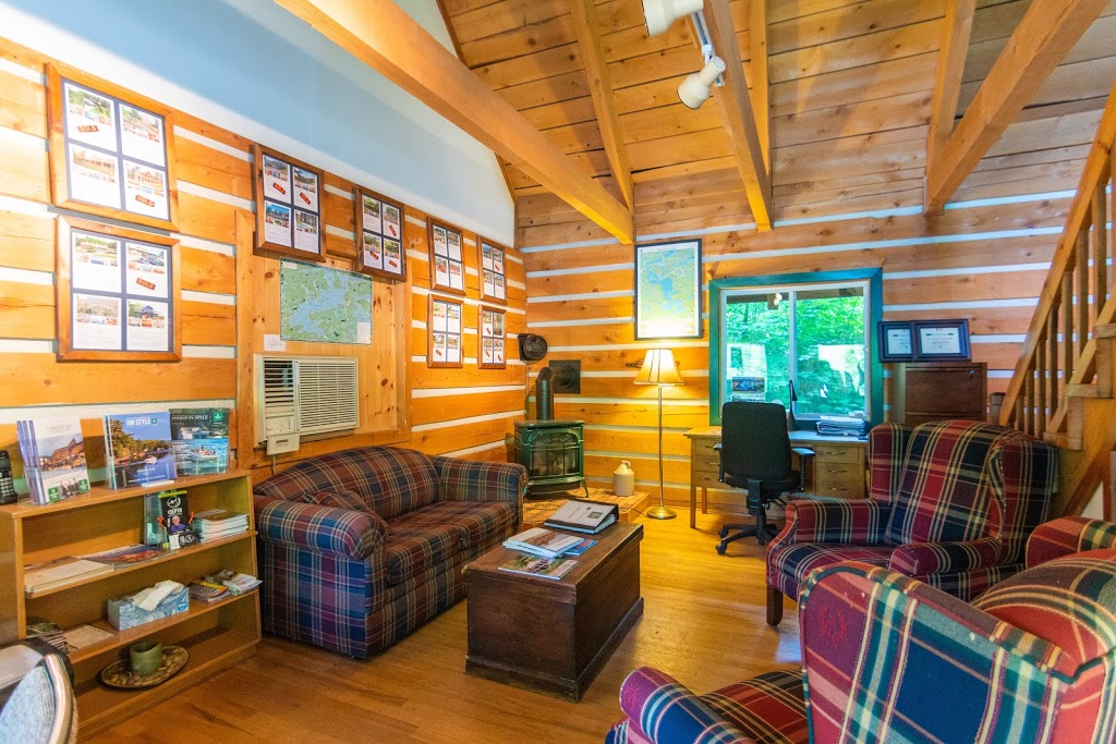 Chestnut Park Real Estate Limited, Brokerage | Haliburton | 4490 Kennisis Lake Rd, Dysart et al, ON K0M 1S0, Canada | Phone: (705) 754-0880