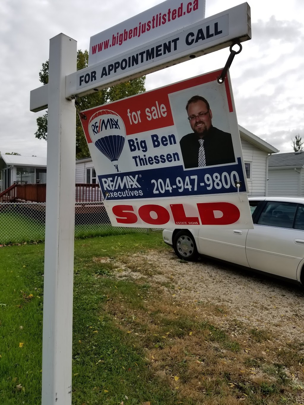 Pineridge Village Mobile Home Park | 900 Dunning Rd E, Winnipeg, MB R2C 2Z2, Canada | Phone: (204) 222-5861