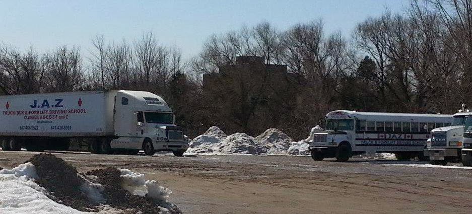 JAZ Truck Driving School | 1750 Brimley Rd #100, Scarborough, ON M1P 4X7, Canada | Phone: (647) 430-8961