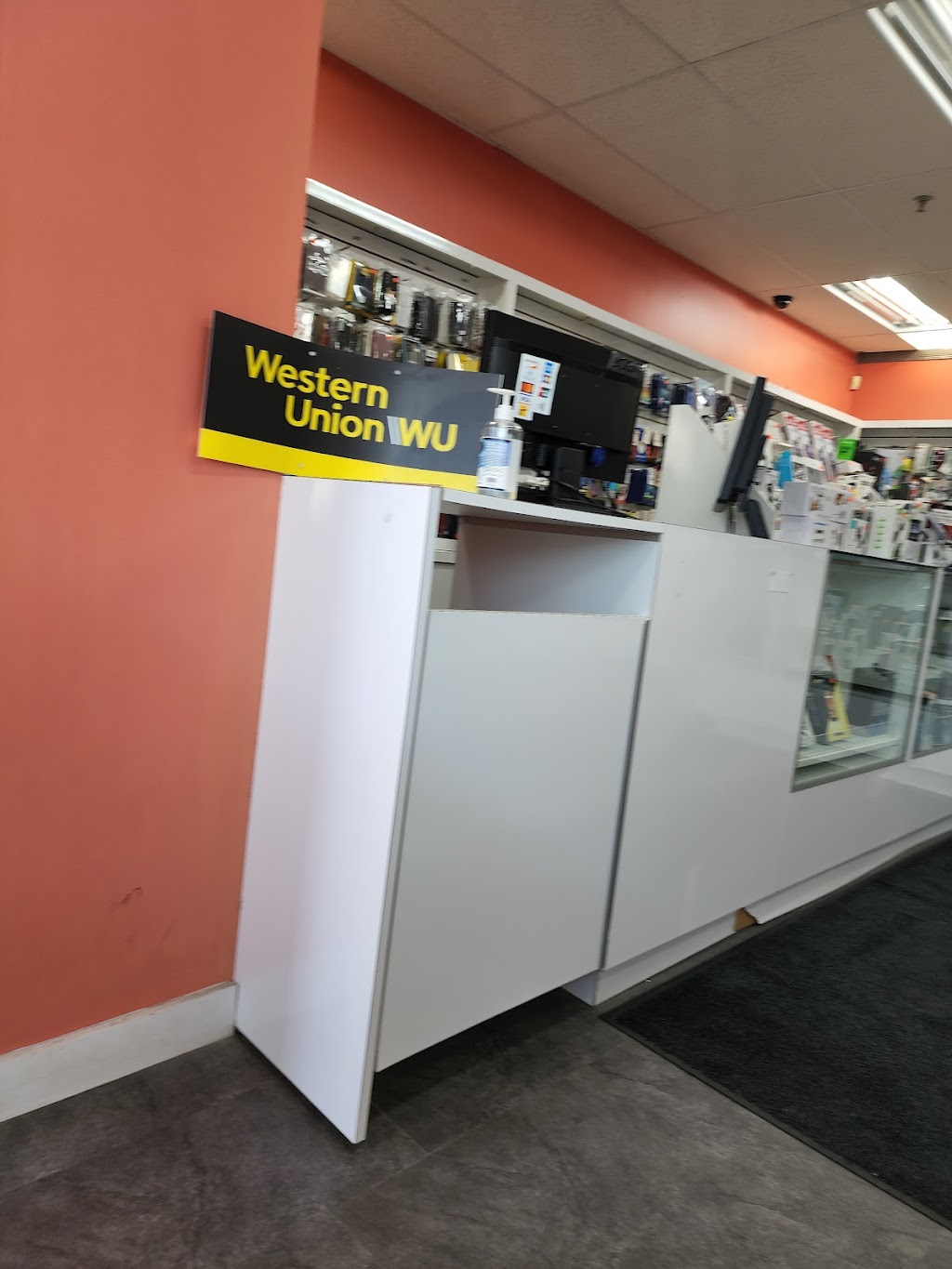 Cell City | 499 Ray Lawson Blvd unit 29, Brampton, ON L6Y 4E6, Canada | Phone: (905) 488-4800