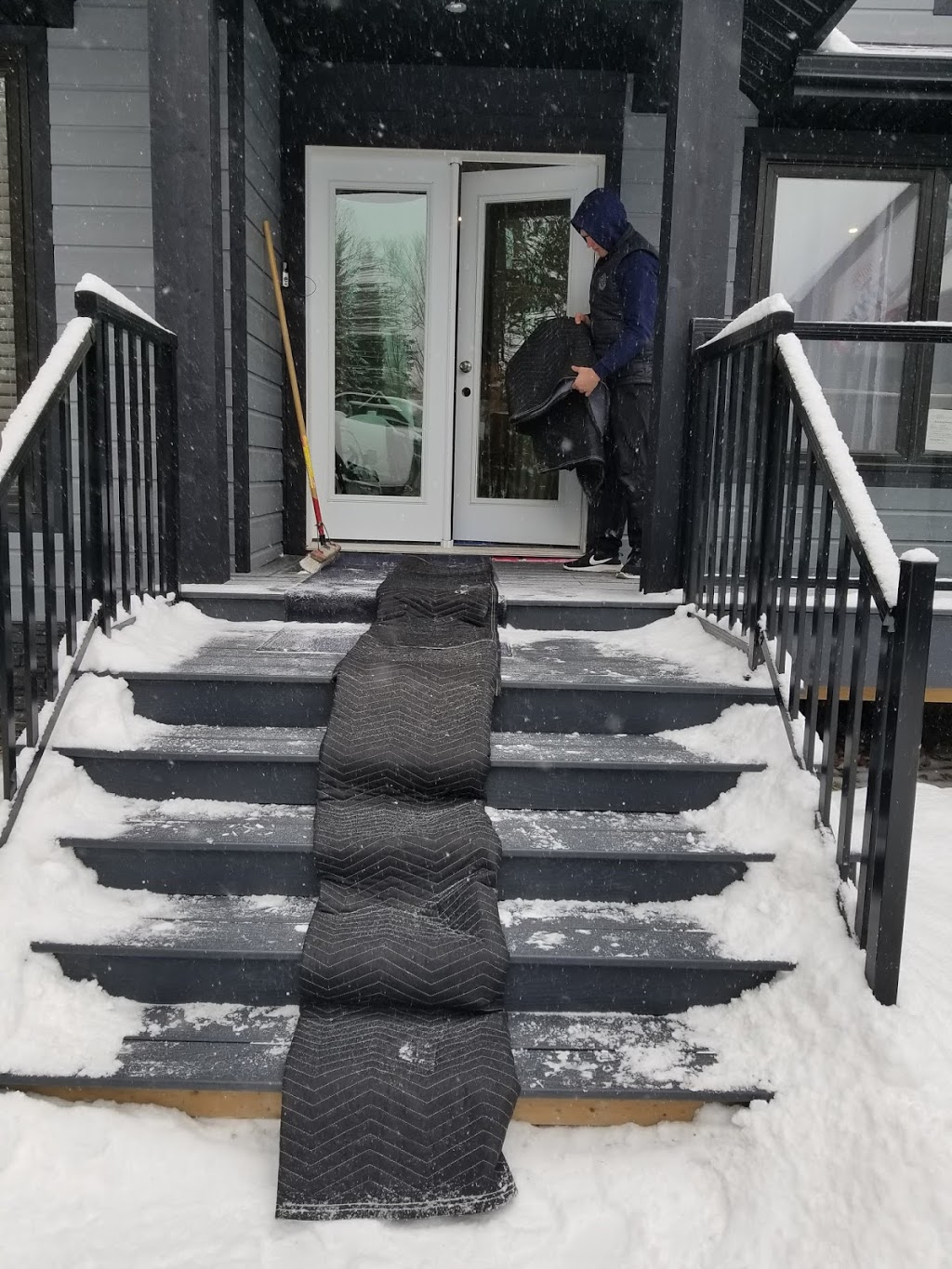 Hercules Moving Company Inc | 1008 Magnetic Dr, North York, ON M3J 2C4, Canada | Phone: (647) 444-2899