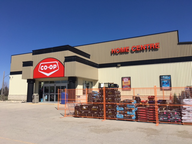 Homestead Co-op @ Carman Home Centre | 65 Main St N, Carman, MB R0G 0J0, Canada | Phone: (204) 745-6791