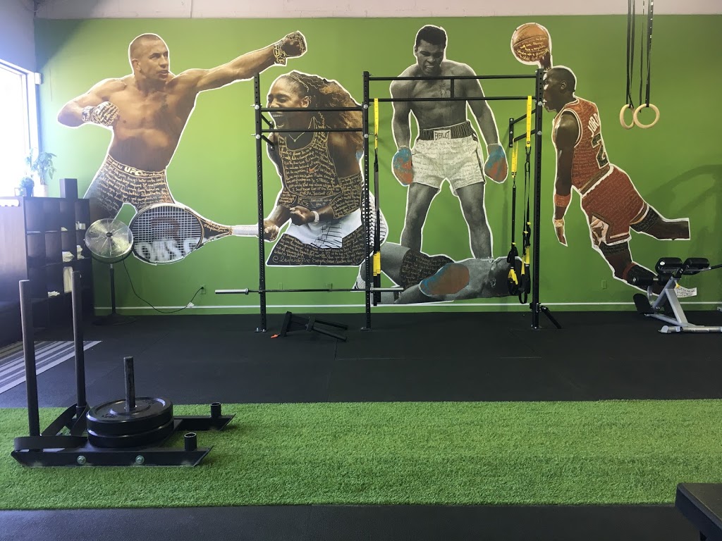 Le Fit zone | 4826 Boul Saint-Jean, Pierrefonds, QC H9H 4B2, Canada | Phone: (514) 675-3655