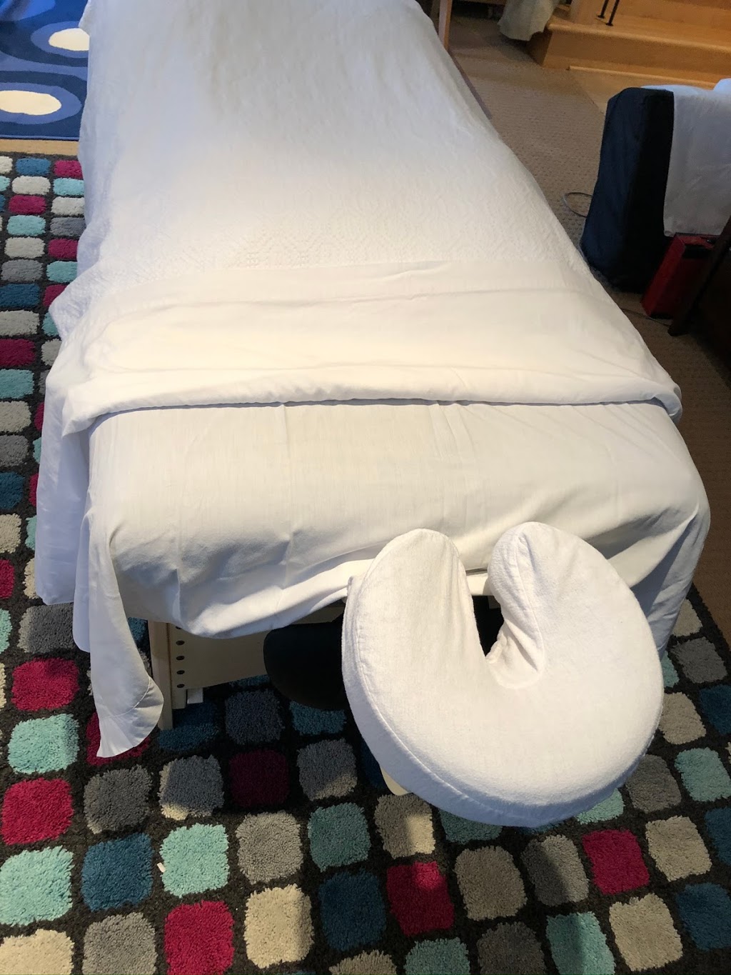 RosalindRMT Registered Massage Therapy, Ashiatsu and Reiki | 66 Bristol Ave, Ottawa, ON K1S 4M5, Canada | Phone: (613) 614-8789